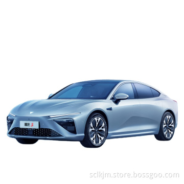 Le fabbriche di porcellana vendono direttamente la nuova energia di Nezha S Pure Electric Pure Electric Vehicle con resistenza lunga 715 km